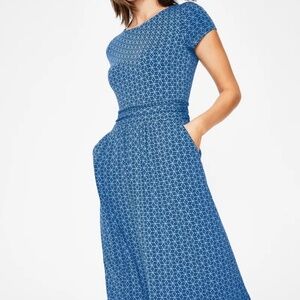 Boden Women’s Amelie Blue Star Midi Knit Dress